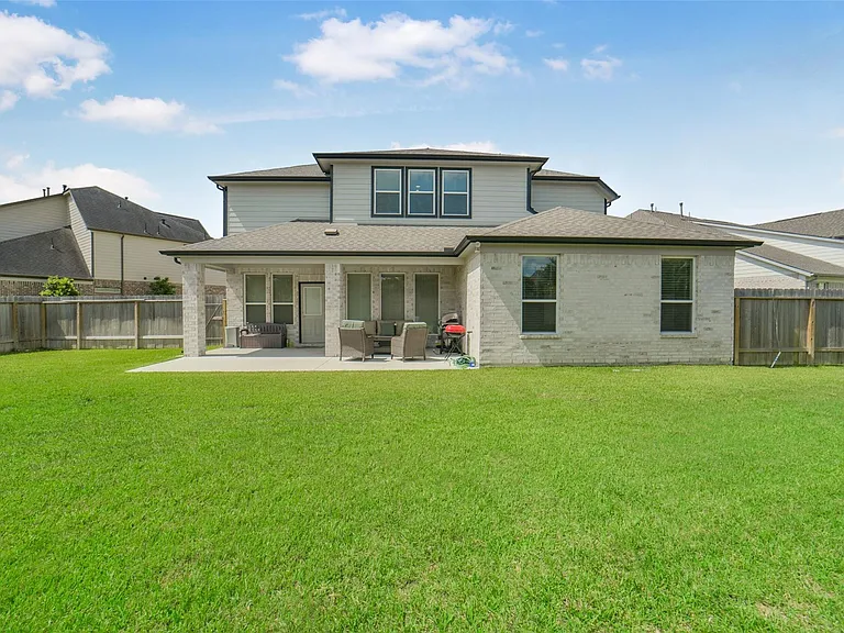 23610 Iris Field Ct — Photo 37