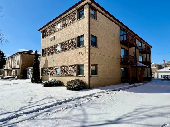 2432 N 77th Ct APT 3W, Elmwood Park, IL 60707