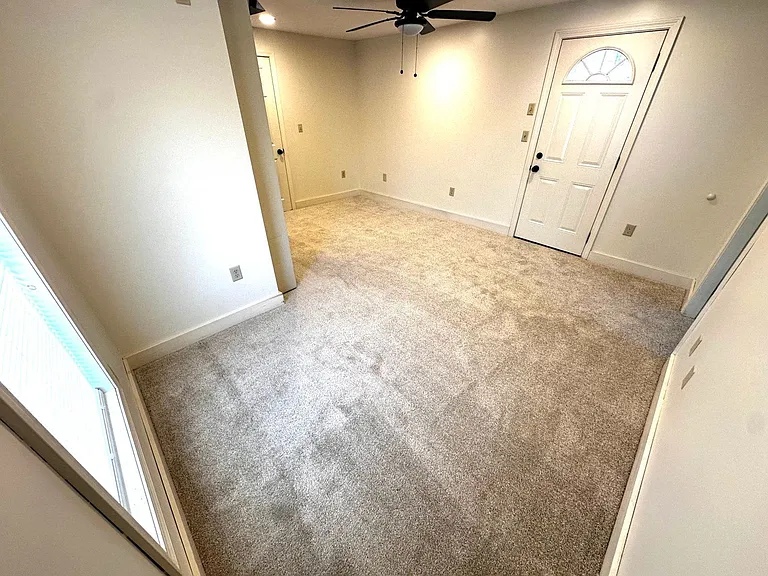 318 Lowell St #3 — Photo 8