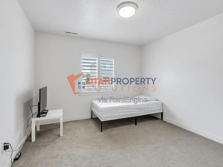 213 W Prickly Pear Dr — Photo 28