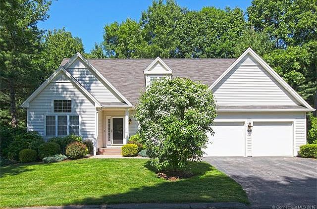 1st image of 32 Knollwood N