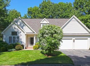 32 Knollwood N, Windsor, CT 06095