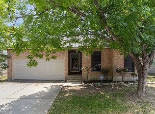 1721 Rosenborough Ln S, Round Rock, TX 78665