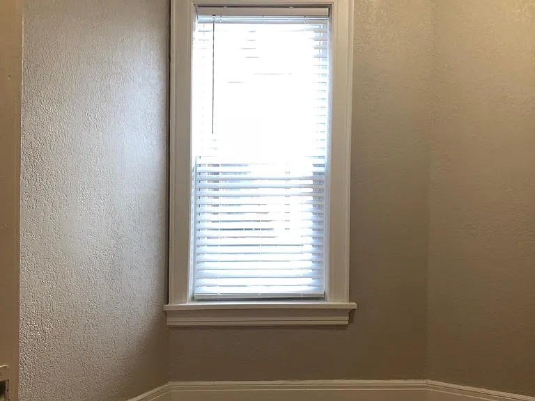 2860 N Oakland Ave #3 — Photo 14