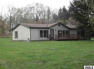 11320 Hankerd Rd, Pleasant Lake, MI 49272