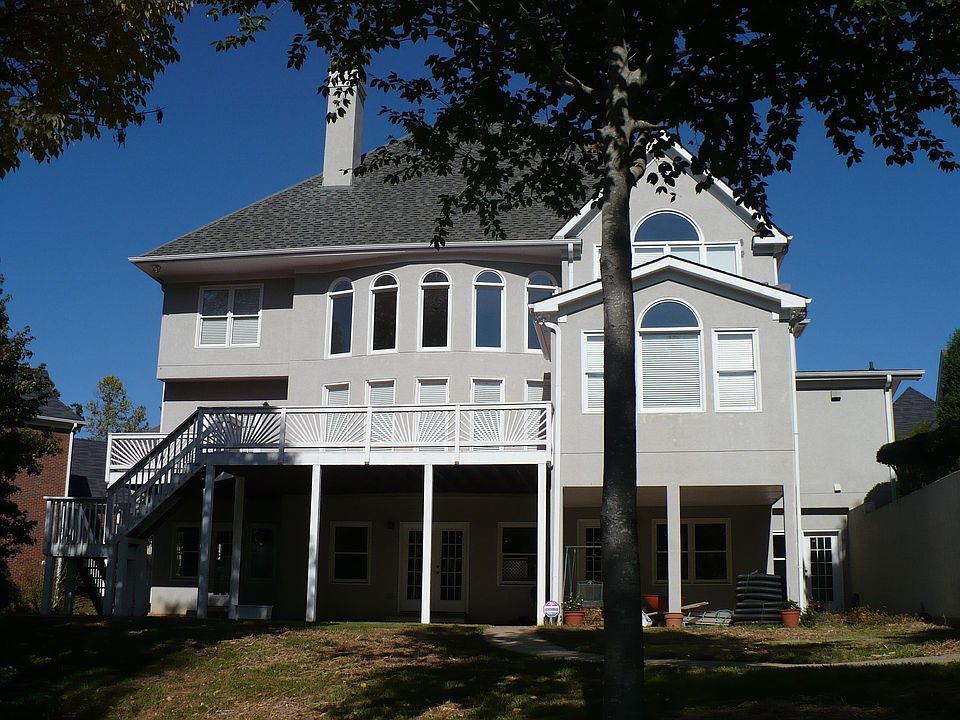 2nd image of 335 Guildhall Grv