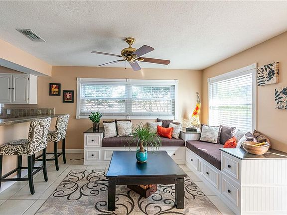 5th image of 2824 Cady Way