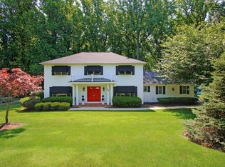45 Hilda Ct, Red Bank, NJ 07701
