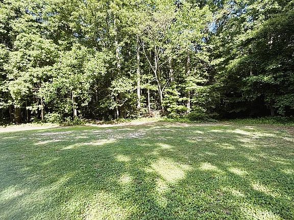 5th image of 358 Buckhorn Rd