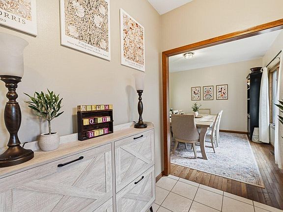 5th image of 5204 Woodmere Ct