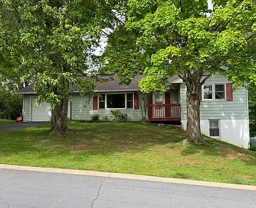 1343 Harris St Photo 1