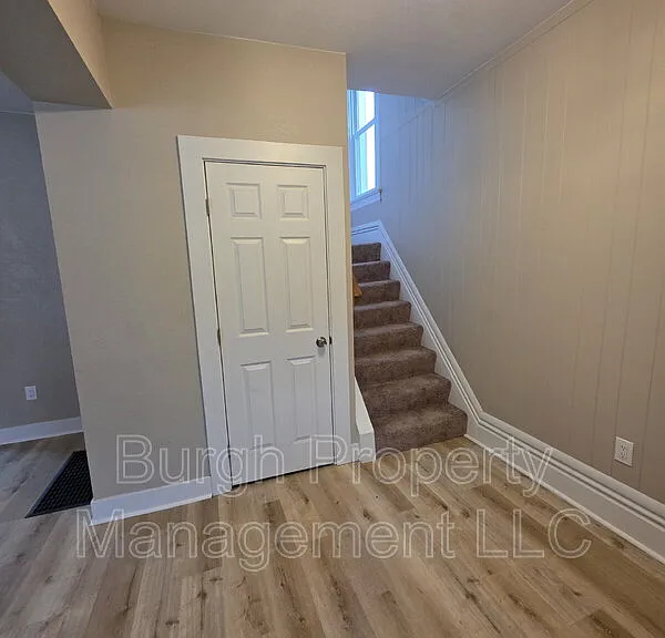 139 W 9th Ave — Photo 8