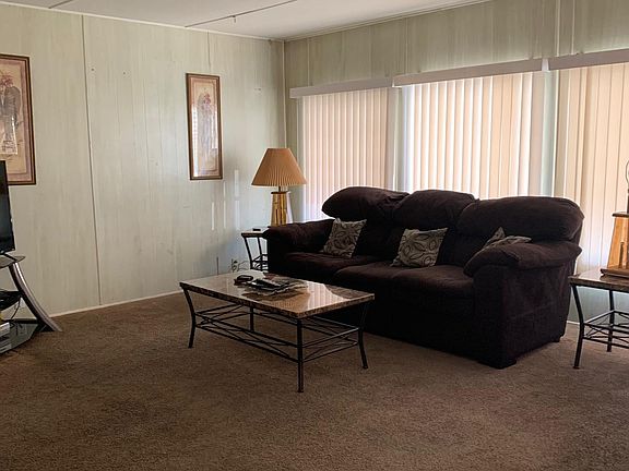 4th image of 840 W Johnston Ave