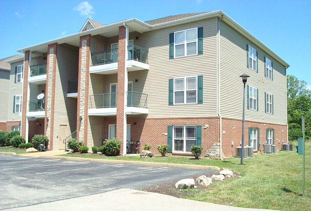 1st image of 885 Forest Ave APT 202