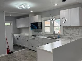 20 Harcourt Ave, Bergenfield, NJ 07621
