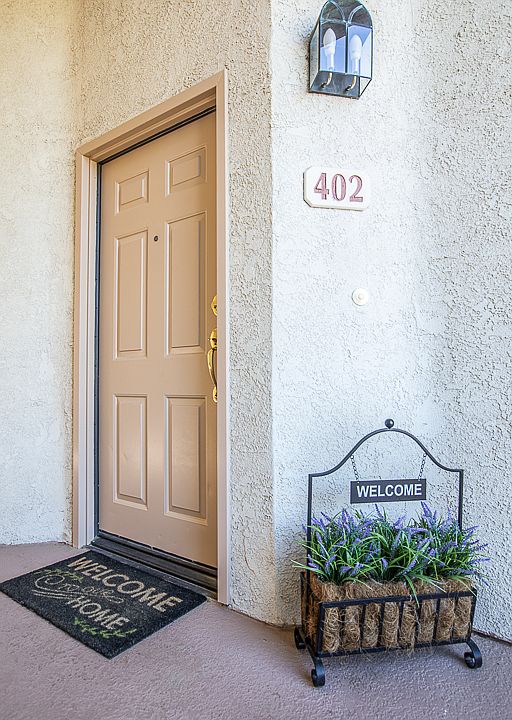 Welcome - 5744 Oak Bend #402