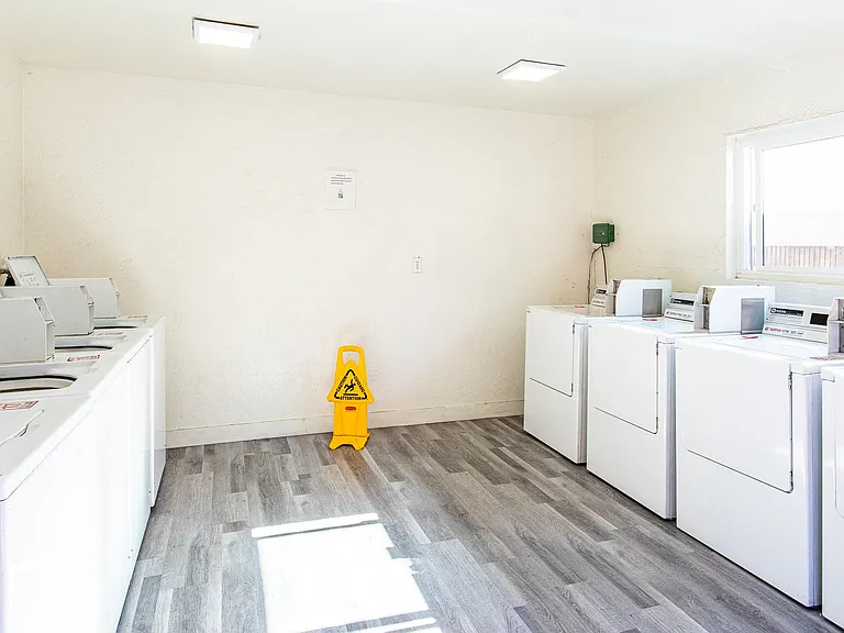 Buena Casa Apartments — Photo 24