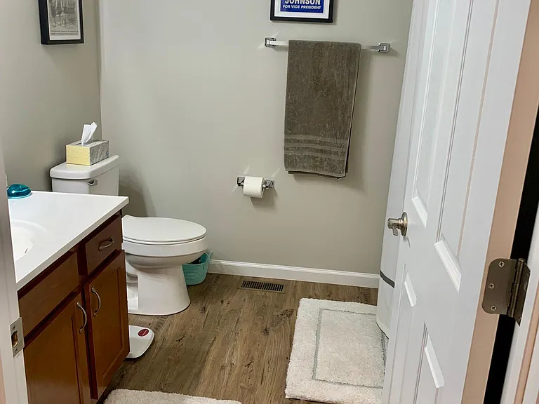 Upstairs Bathroom