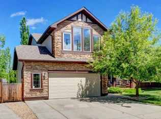 8 SW Crystal Green Grv, Okotoks, AB T1S0C8