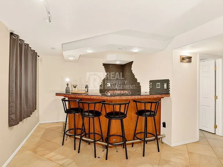 11185 E Linvale Dr — Photo 23