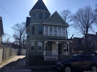 57 Rosedale St, Bridgeport, CT 06604