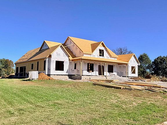 4th image of 1092 Walnut Grove Cir