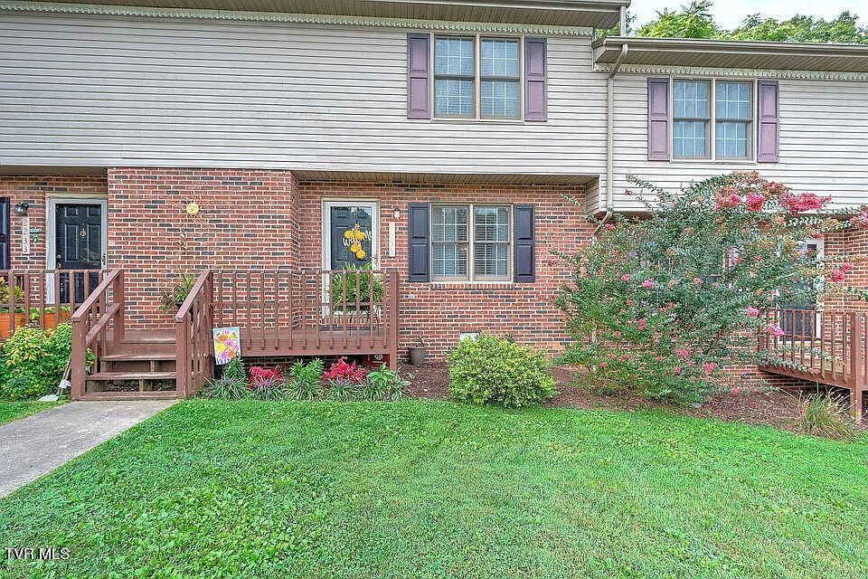 1st image of 2235 Forest Acres Dr #2235