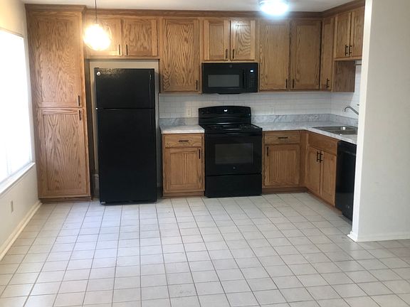 new kitchen and appliances
