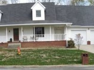 303 McPheeters Dr, Wilmore, KY 40390