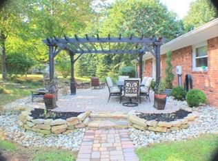 14 Pine Way, Long Valley, NJ 07853