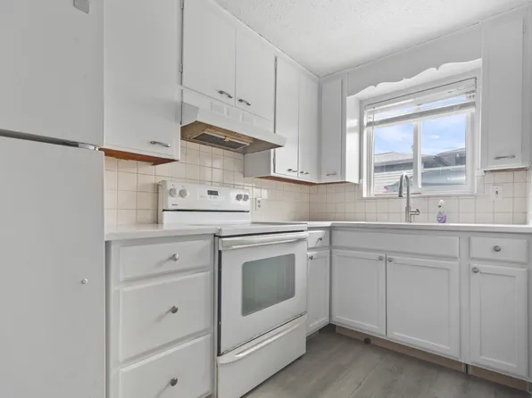 1613 Kimbark St, Longmont, CO 80501