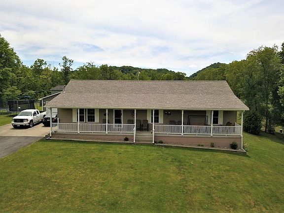 2nd image of 125 Jayson Ave