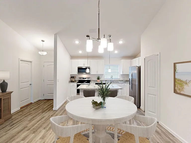 1025 Tevis St SE — Photo 7