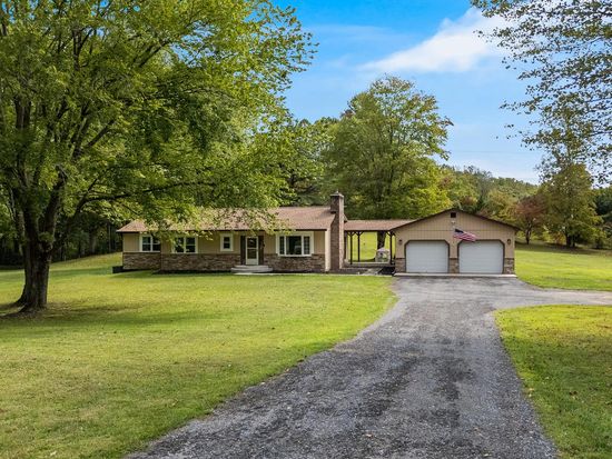 5671 Warren Dr, Huntingtown, MD 20639
