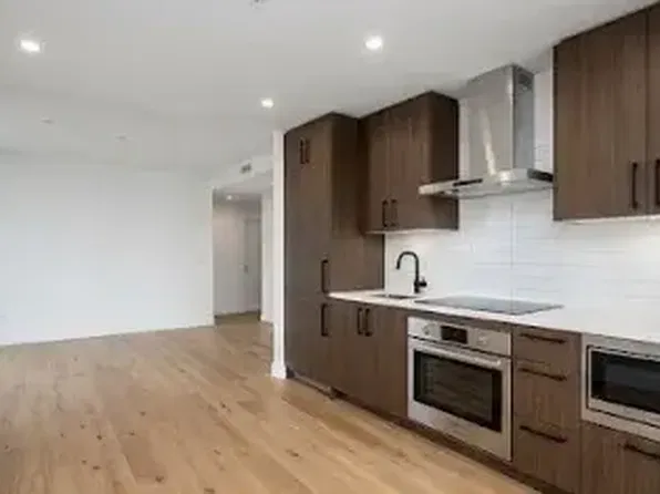 1102 Corinth St, Dallas, TX 75215
