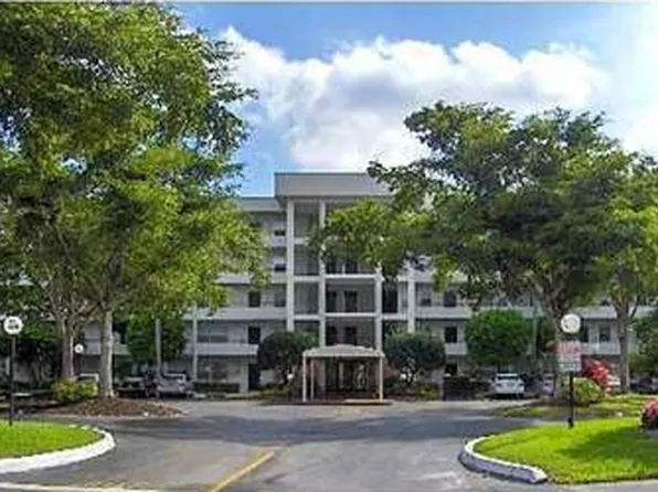 3000 S Course Dr APT 303, Pompano Beach, FL 33069