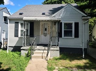 3071 Fort Park Blvd, Lincoln Park, MI