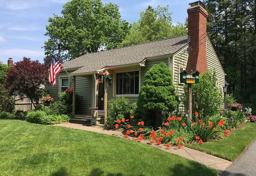 37 Vadnais St, East Longmeadow, MA 01028 Zillow