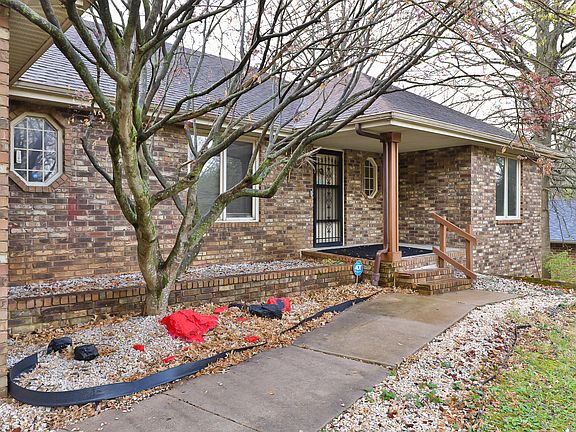 3rd image of 3808 W Kingsley Street