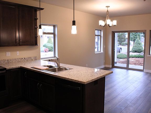 Kitchen\Dining