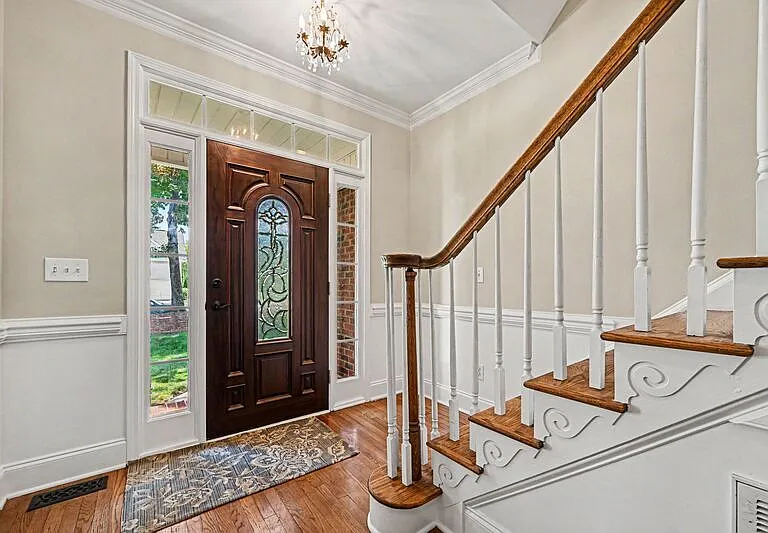 10403 Persimmon Creek Dr — Photo 4