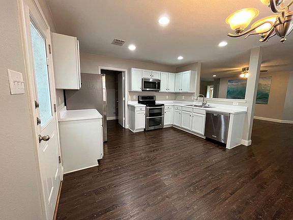 2nd image of 1324 Annalea Dr