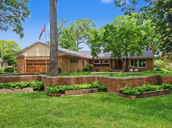 3844 Highgate Rd, Muskegon, MI 49441