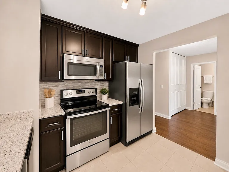 200 N Dearborn St #1205 — Photo 9