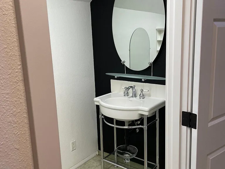 134 N 2nd St #2 — Photo 20
