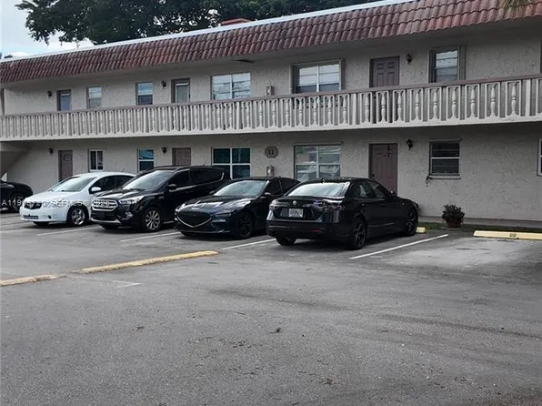 3777 78th Ave APT 11G, Hollywood, FL 33024