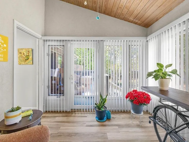 1001 Cobbs Glen Dr #1001 — Photo 10