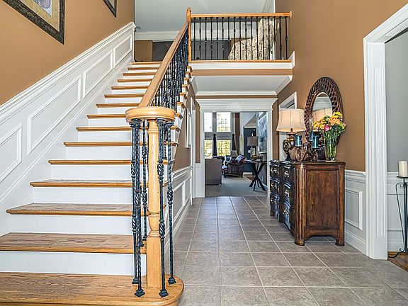 Inviting foyer