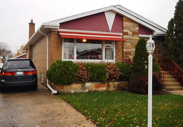 1st image of 9132 S Clifton Park Ave