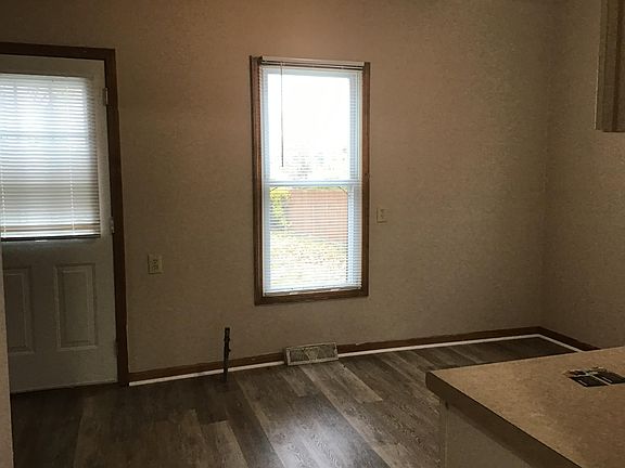 5th image of 3152 9th St